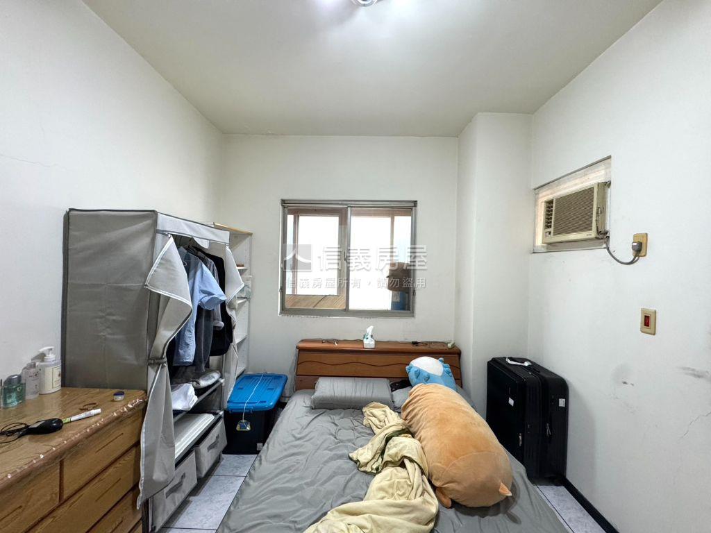 景安名人巷後棟邊間兩房房屋室內格局與周邊環境