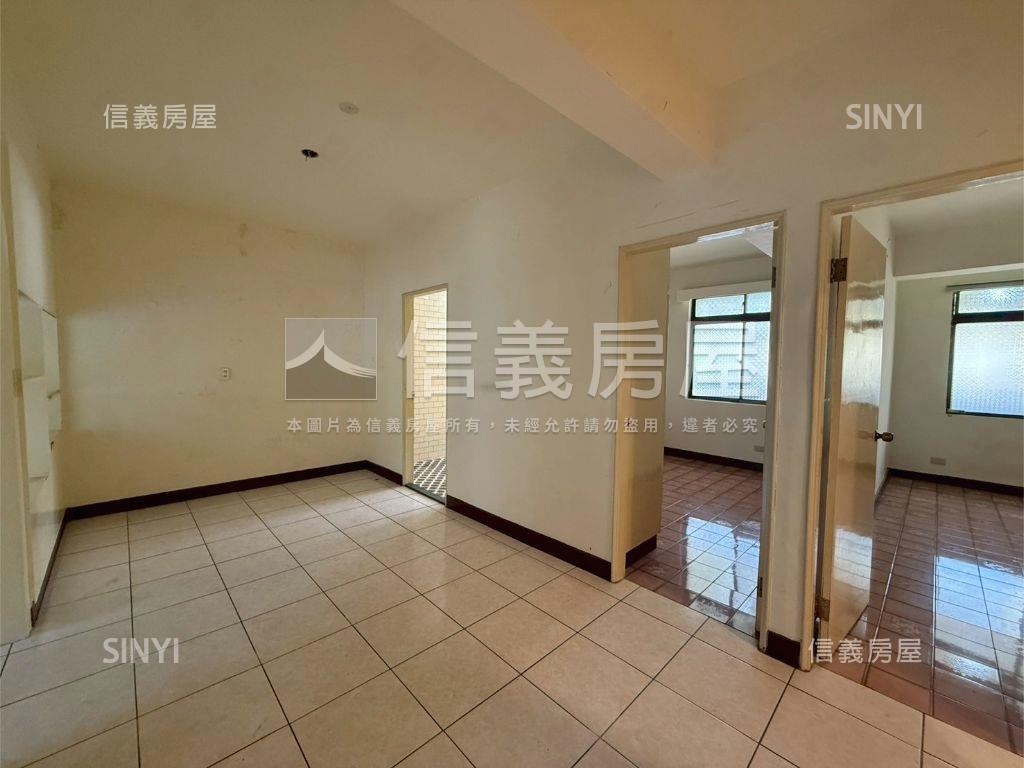 ［華江國小］大空間公寓房屋室內格局與周邊環境