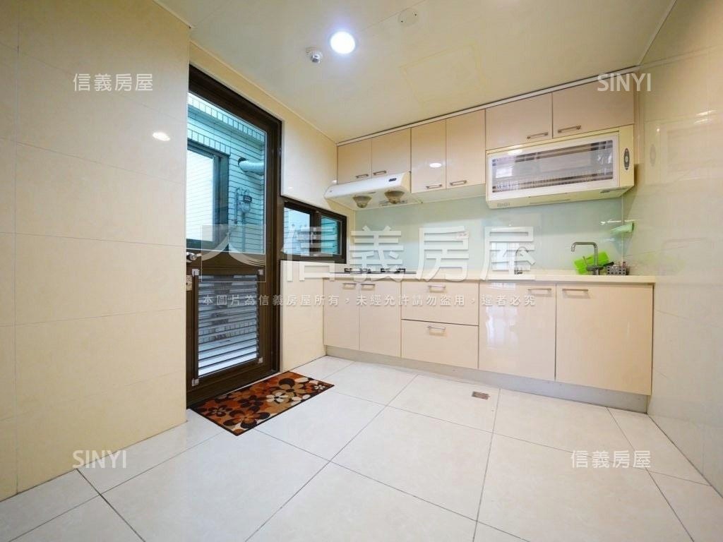 獨家景秀８８高樓美屋房屋室內格局與周邊環境