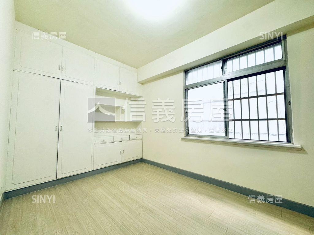 東區邊間明耀商圈電梯首選房屋室內格局與周邊環境