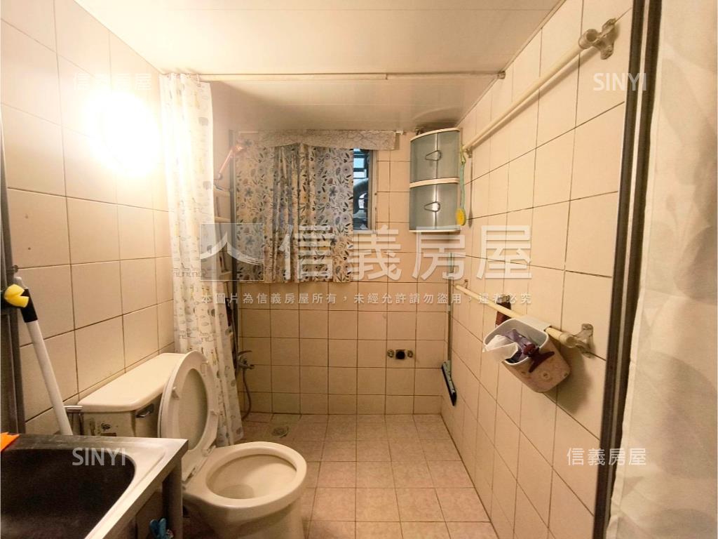 信義邊間方正住店辦房屋室內格局與周邊環境
