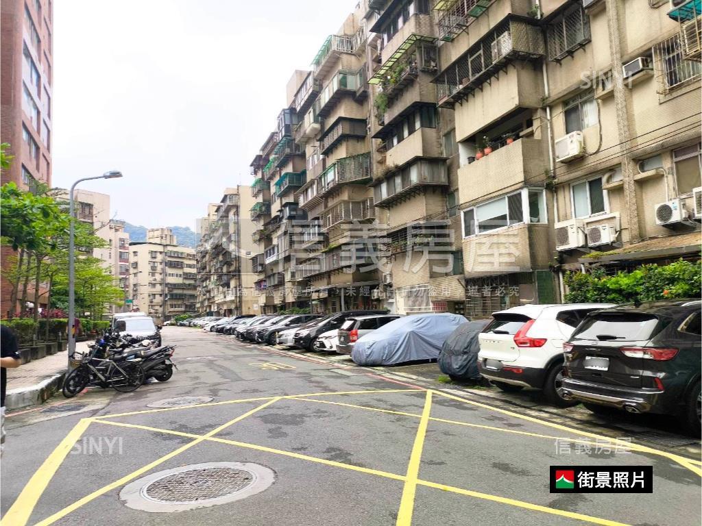 信義邊間方正住店辦房屋室內格局與周邊環境