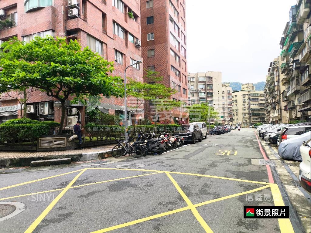 信義邊間方正住店辦房屋室內格局與周邊環境