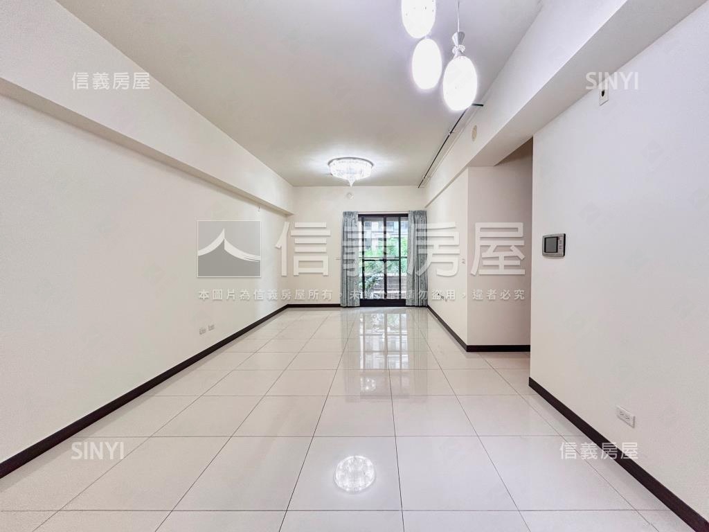 美麗春城方正三房車位房屋室內格局與周邊環境