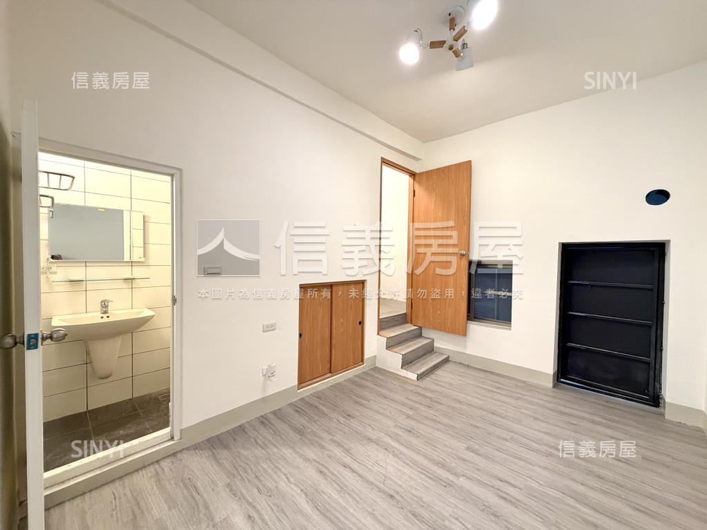 大寮有整理美巷透房屋室內格局與周邊環境