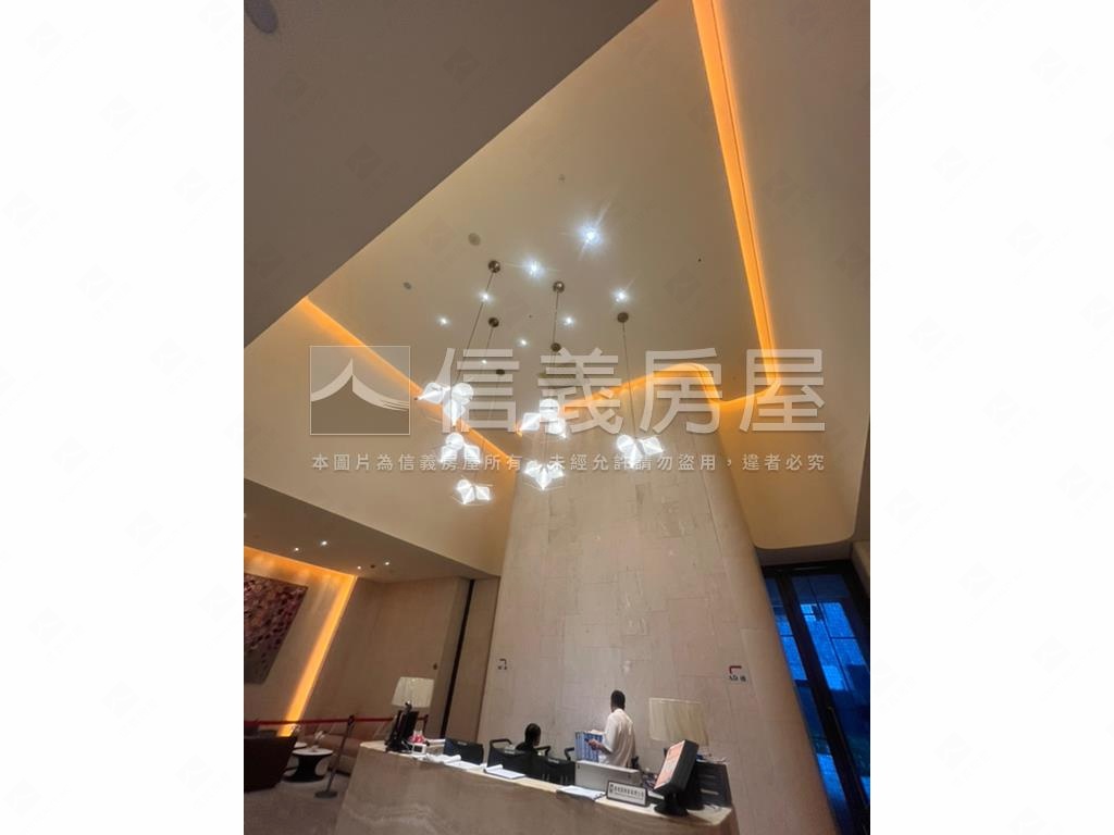 浩翰湖濱城全新三房平車房屋室內格局與周邊環境