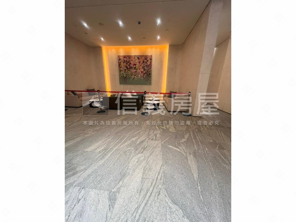 浩翰湖濱城全新三房平車房屋室內格局與周邊環境