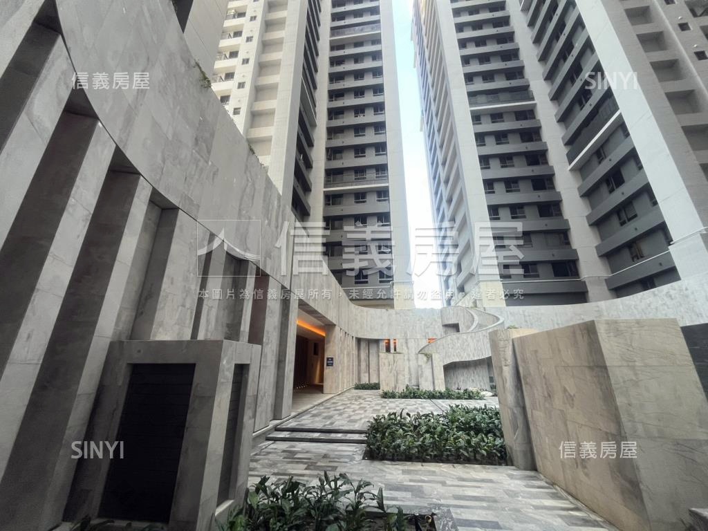 浩翰湖濱城全新三房平車房屋室內格局與周邊環境