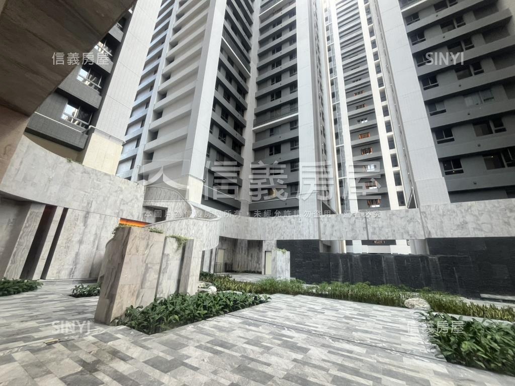 浩翰湖濱城全新三房平車房屋室內格局與周邊環境