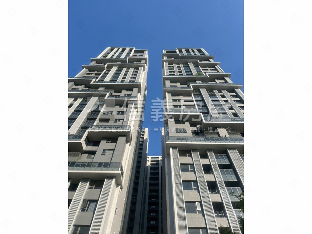 浩翰湖濱城全新三房平車房屋室內格局與周邊環境