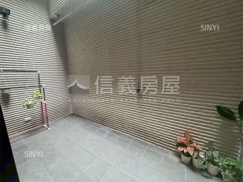 冬暖夏涼美秀館房屋室內格局與周邊環境