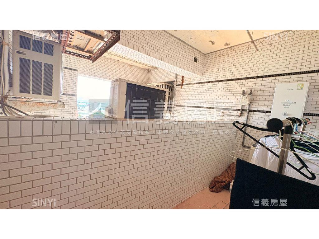 新案雅筑高樓美景三房車位房屋室內格局與周邊環境