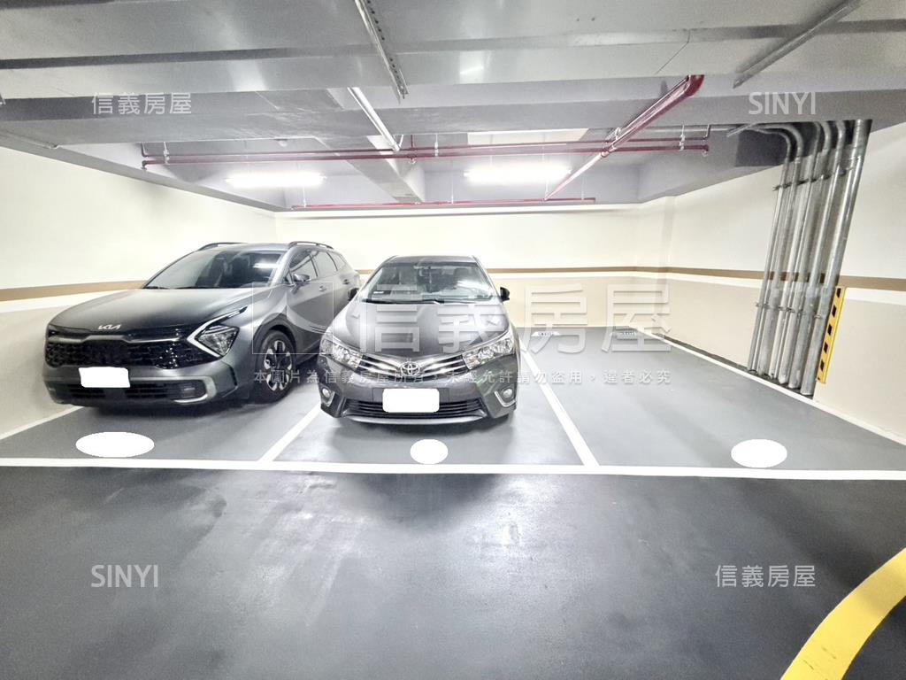 城易迅美景２房＋坡平車位房屋室內格局與周邊環境
