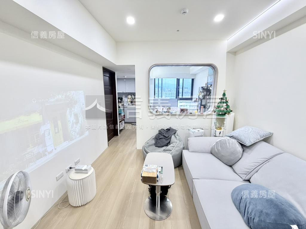 城易迅美景２房＋坡平車位房屋室內格局與周邊環境