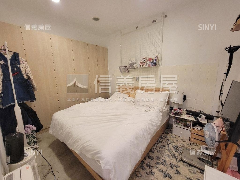 萬芳捷運台企靜謐電梯兩房房屋室內格局與周邊環境