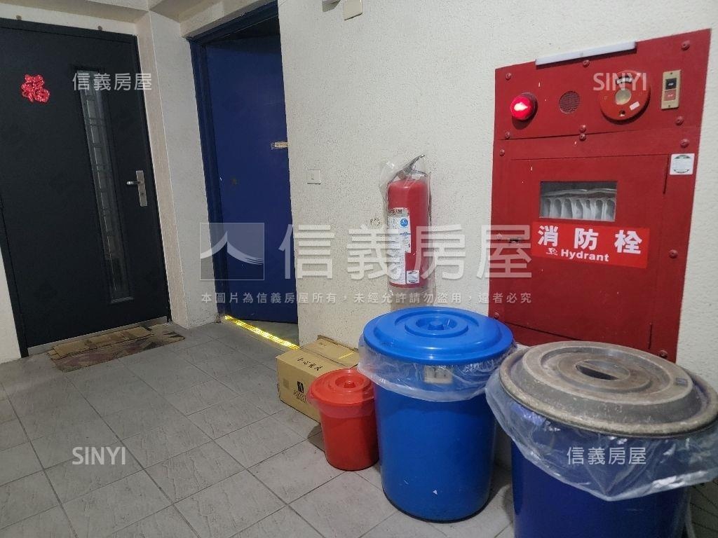 萬芳捷運台企靜謐電梯兩房房屋室內格局與周邊環境