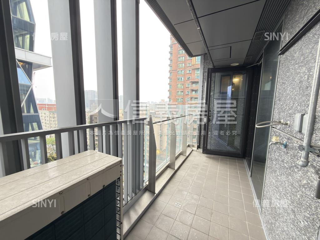 獨家☆台北星鑽豪邸附車位房屋室內格局與周邊環境