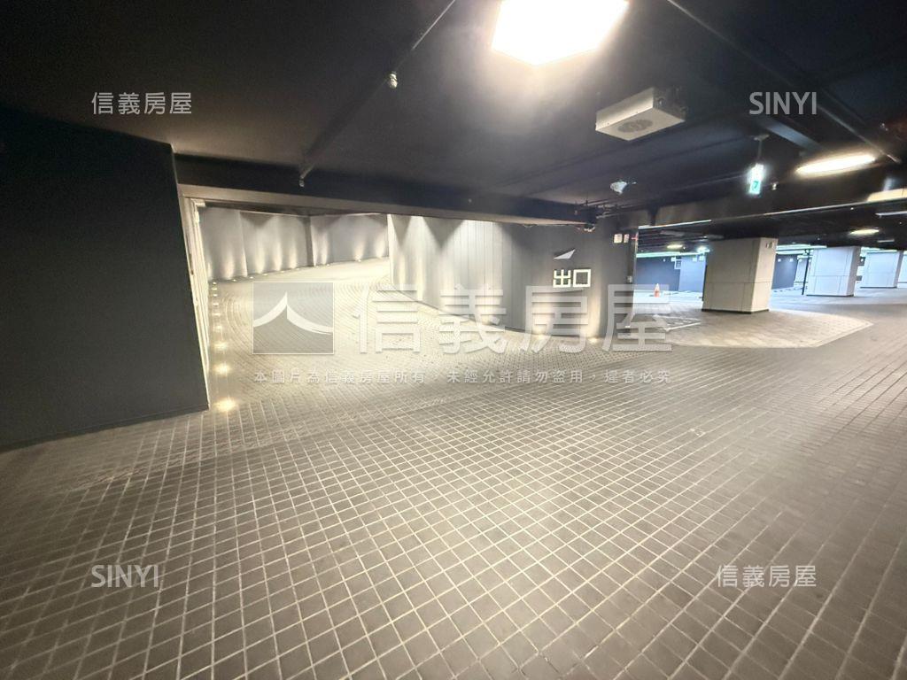 獨家☆台北星鑽豪邸附車位房屋室內格局與周邊環境