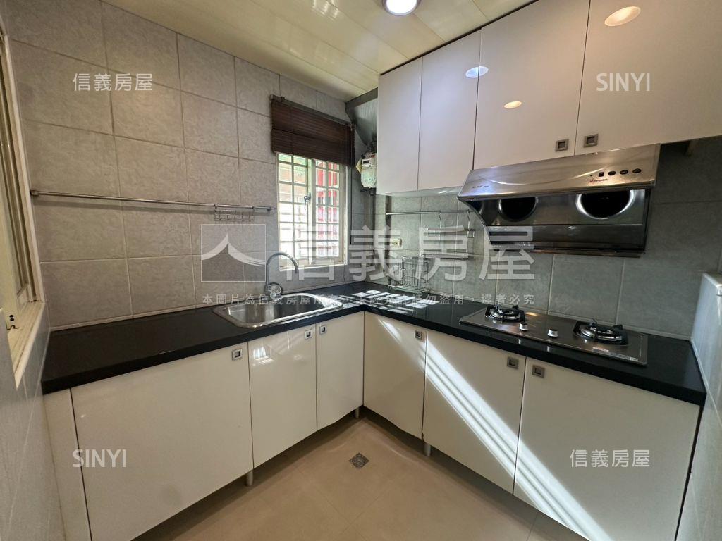 膝蓋救星二樓美宅房屋室內格局與周邊環境