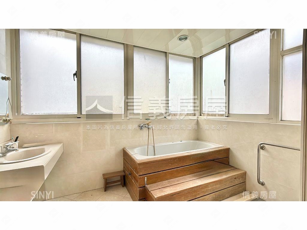 文化一路好機能透天Ａ房屋室內格局與周邊環境