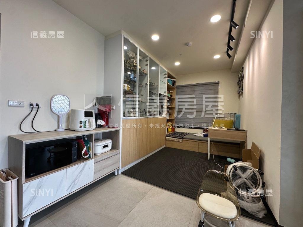 皇龍天澍裝潢大２房大平車房屋室內格局與周邊環境
