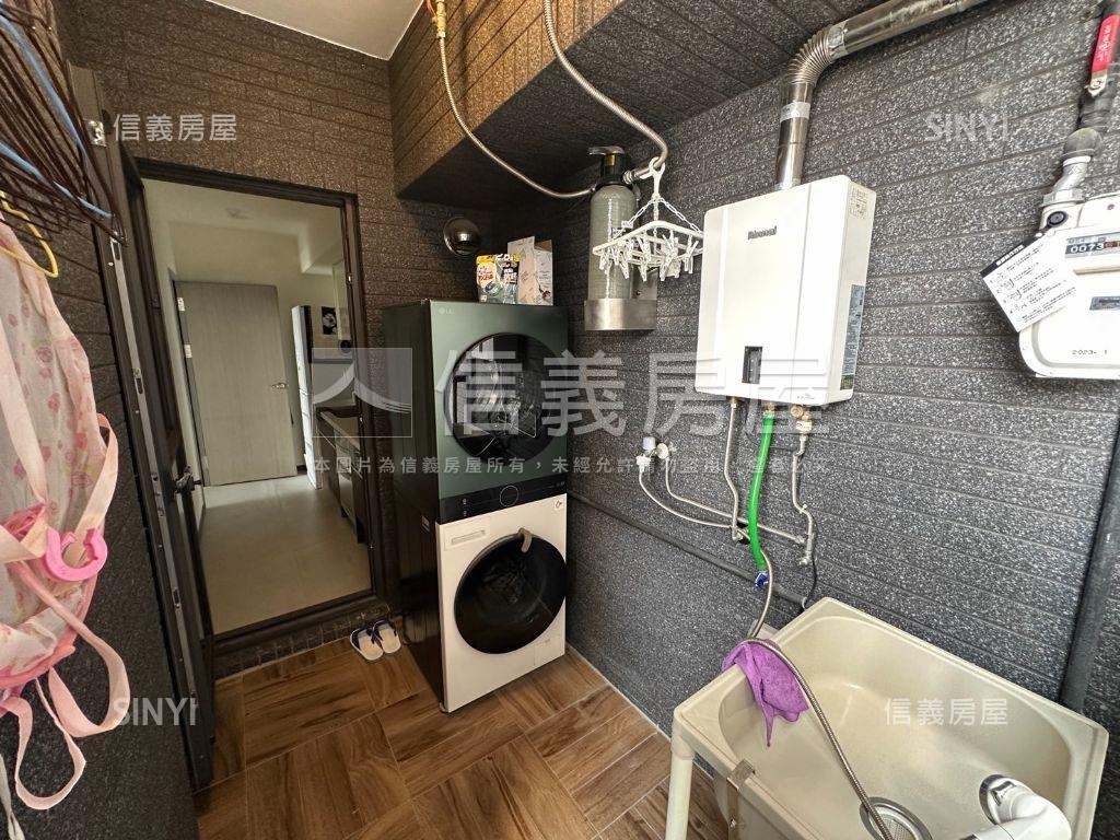 皇龍天澍裝潢大２房大平車房屋室內格局與周邊環境