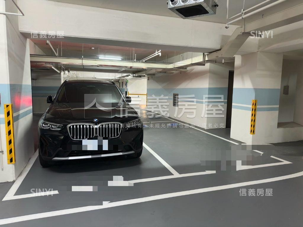皇龍天澍裝潢大２房大平車房屋室內格局與周邊環境