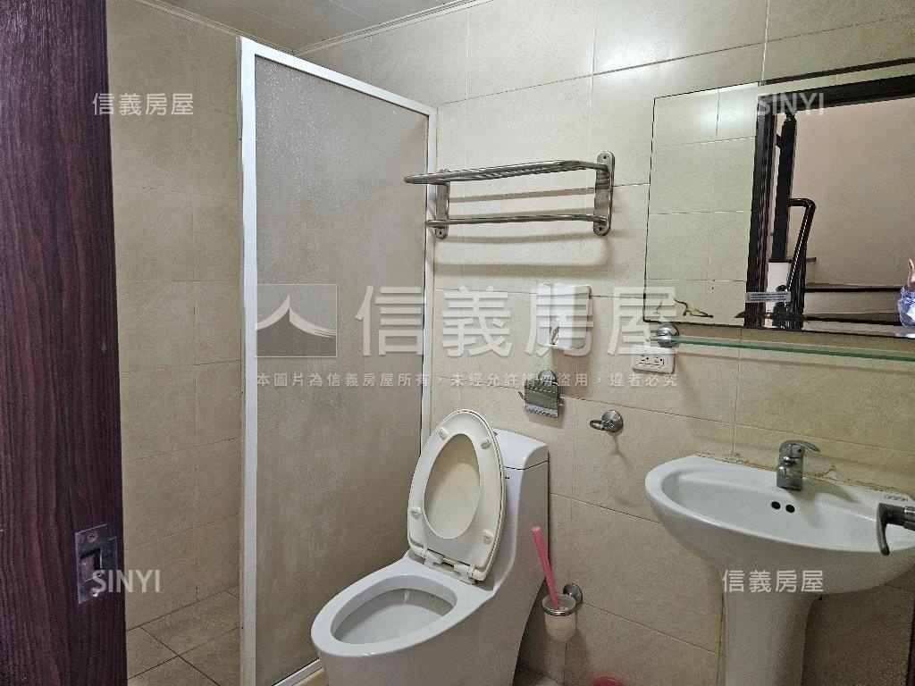 逢甲臻園別墅房屋室內格局與周邊環境