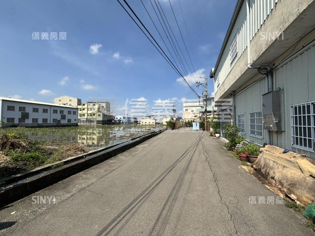 潭雅神綠園道旁都計內農地房屋室內格局與周邊環境