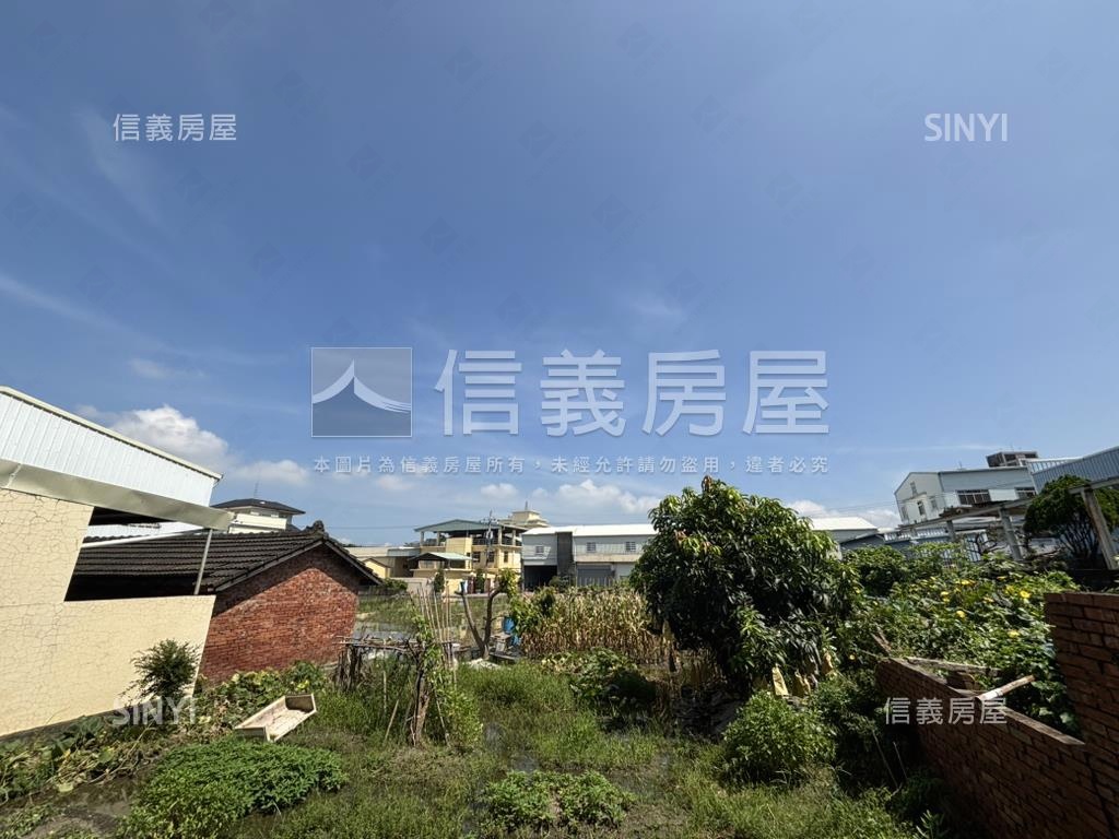 潭雅神綠園道旁都計內農地房屋室內格局與周邊環境