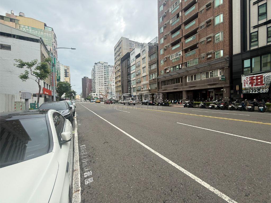 高雄．郡都ＩＮＮ．小資宅房屋室內格局與周邊環境