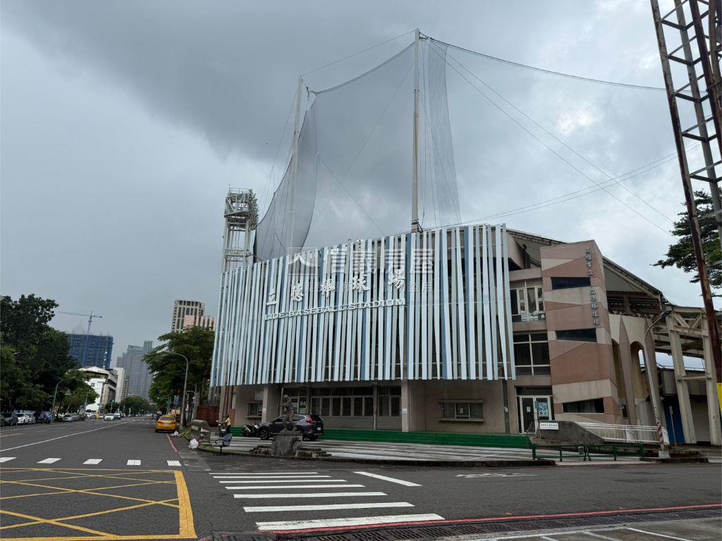 高雄．郡都ＩＮＮ．小資宅房屋室內格局與周邊環境