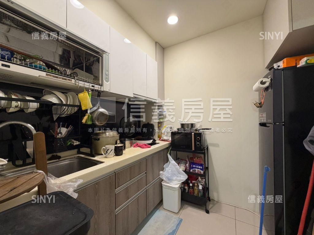 藝學苑小資美景一房一廳房屋室內格局與周邊環境