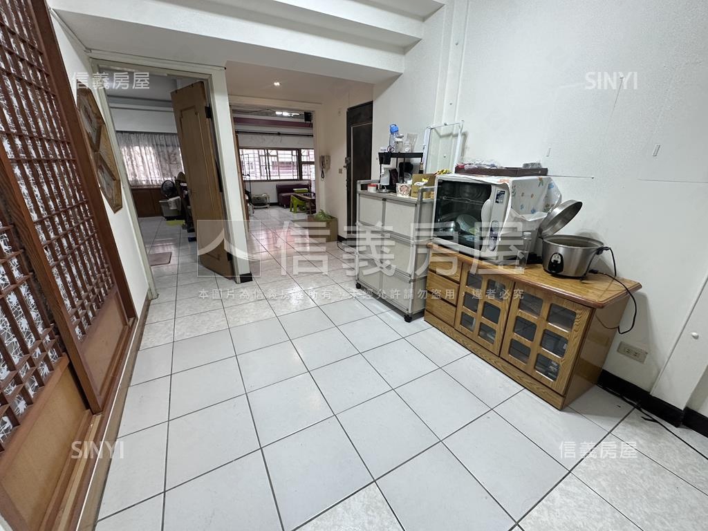 長榮花園單層獨戶房屋室內格局與周邊環境