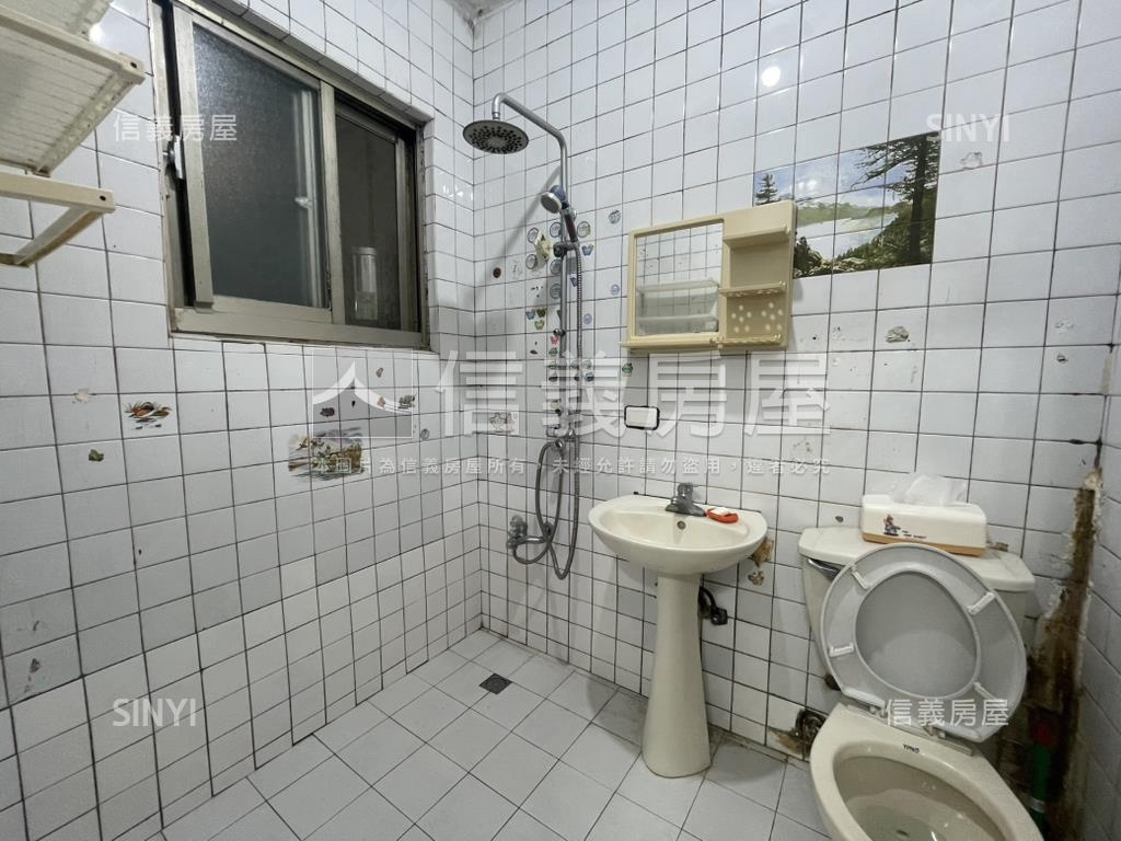 信義公園成家公寓房屋室內格局與周邊環境