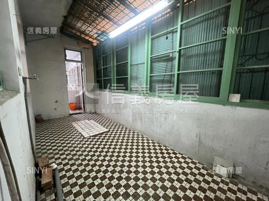 信義公園成家公寓房屋室內格局與周邊環境