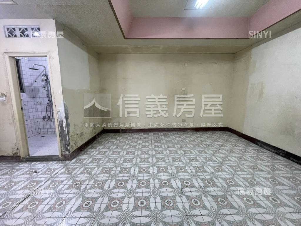 信義公園成家公寓房屋室內格局與周邊環境