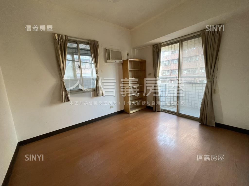 可看屋●文普新象四房車位房屋室內格局與周邊環境