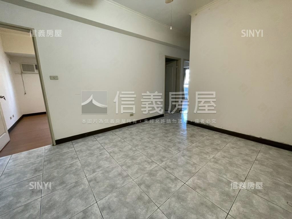 可看屋●文普新象四房車位房屋室內格局與周邊環境