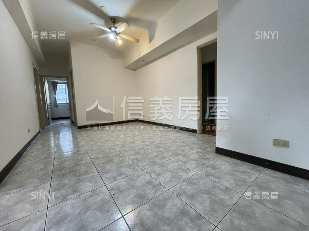 可看屋●文普新象四房車位房屋室內格局與周邊環境