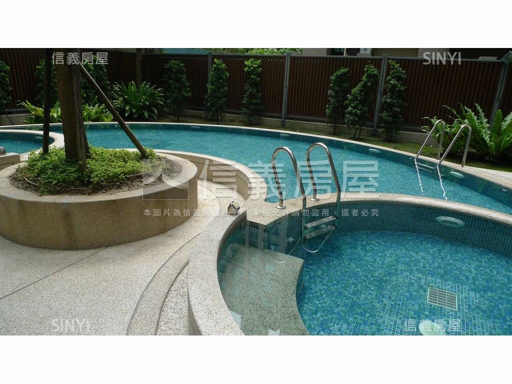 黃金店面．坤山藏馥房屋室內格局與周邊環境