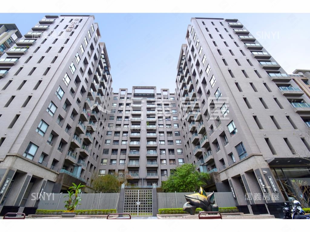 黃金店面．坤山藏馥房屋室內格局與周邊環境