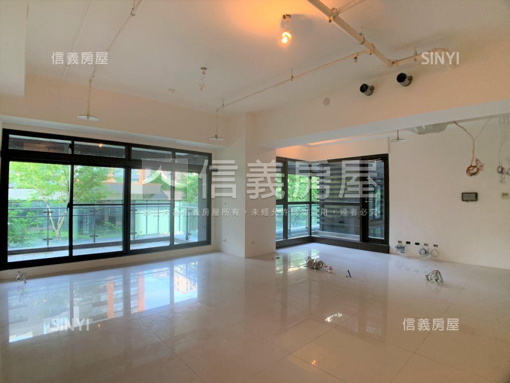 專任璽苑面中庭２樓房屋室內格局與周邊環境
