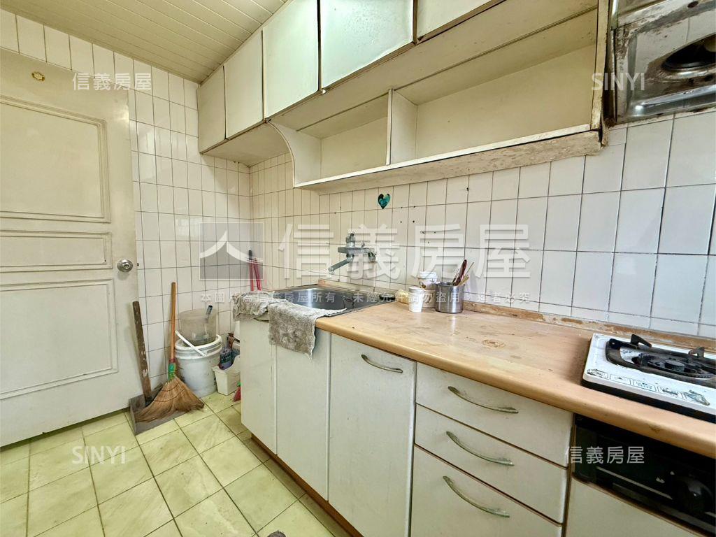 安康明亮綠景三房美寓房屋室內格局與周邊環境