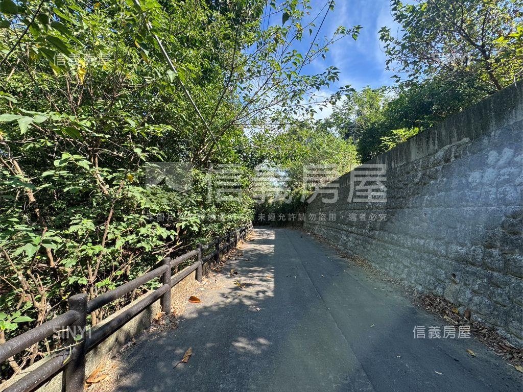 新竹新埔約４０００坪雞舍房屋室內格局與周邊環境