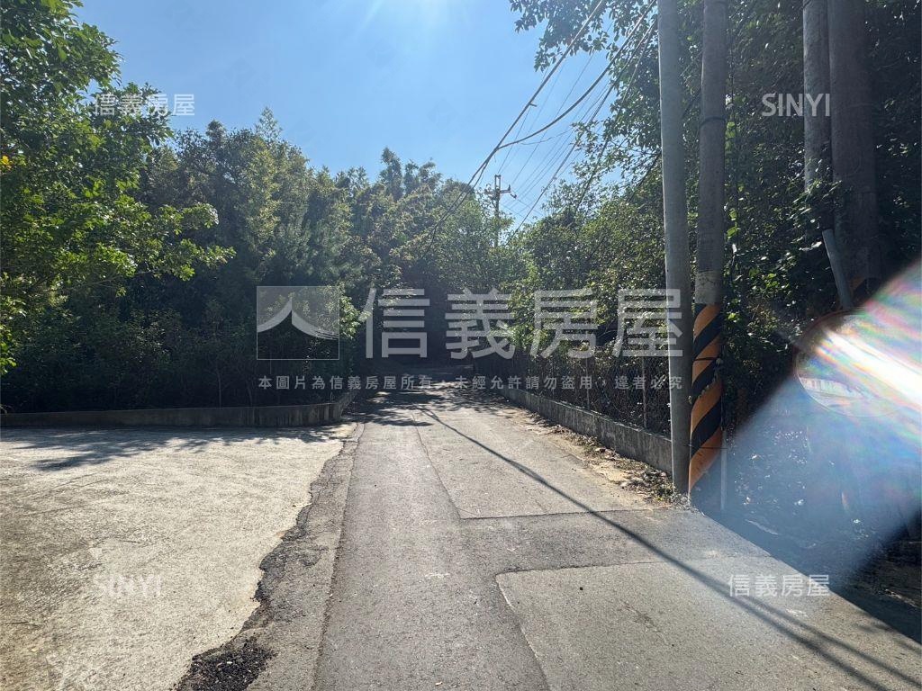 新竹新埔約４０００坪雞舍房屋室內格局與周邊環境