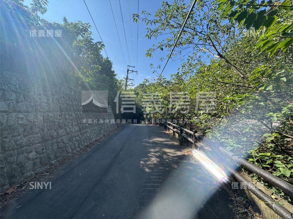 新竹新埔約４０００坪雞舍房屋室內格局與周邊環境