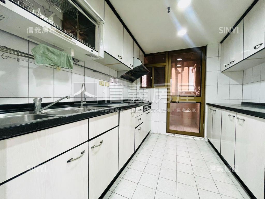 名邸★敦南富邑邊間高樓房屋室內格局與周邊環境