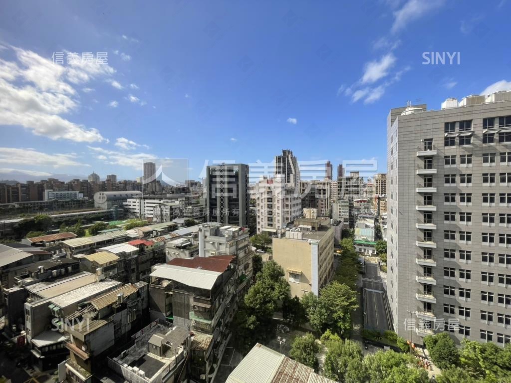 名邸★敦南富邑邊間高樓房屋室內格局與周邊環境