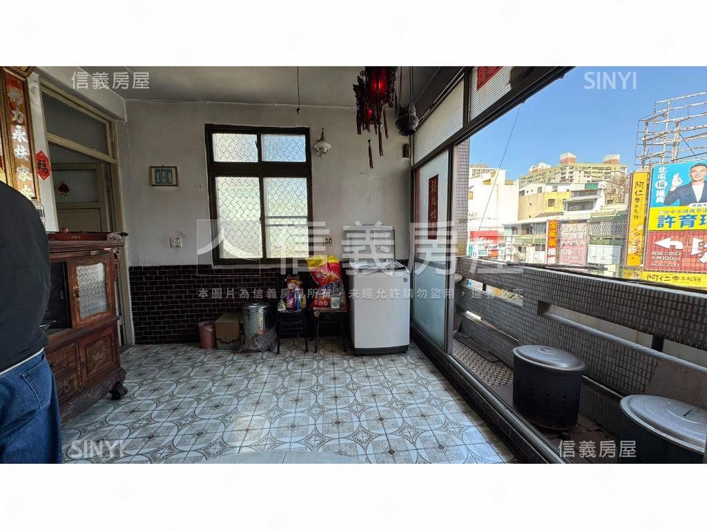 中清路！強！稀有角間透天房屋室內格局與周邊環境
